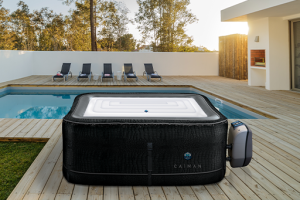 Cubierta inflable NetSpa para spa cuadrado de 135 x 135 (estilo bohemio)