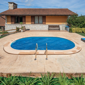 Cubierta isotérmica 400 micrones para piscina enterrada Gre ovalada 495x295 cm