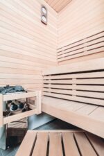 Estufa eléctrica Harvia Vega con mandos · Harvia
