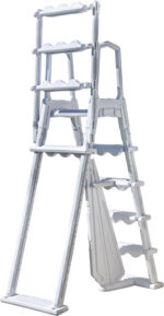 Escalera de seguridad Gre 2×4 peldaños de polietileno con plataforma para piscina elevada · Gre