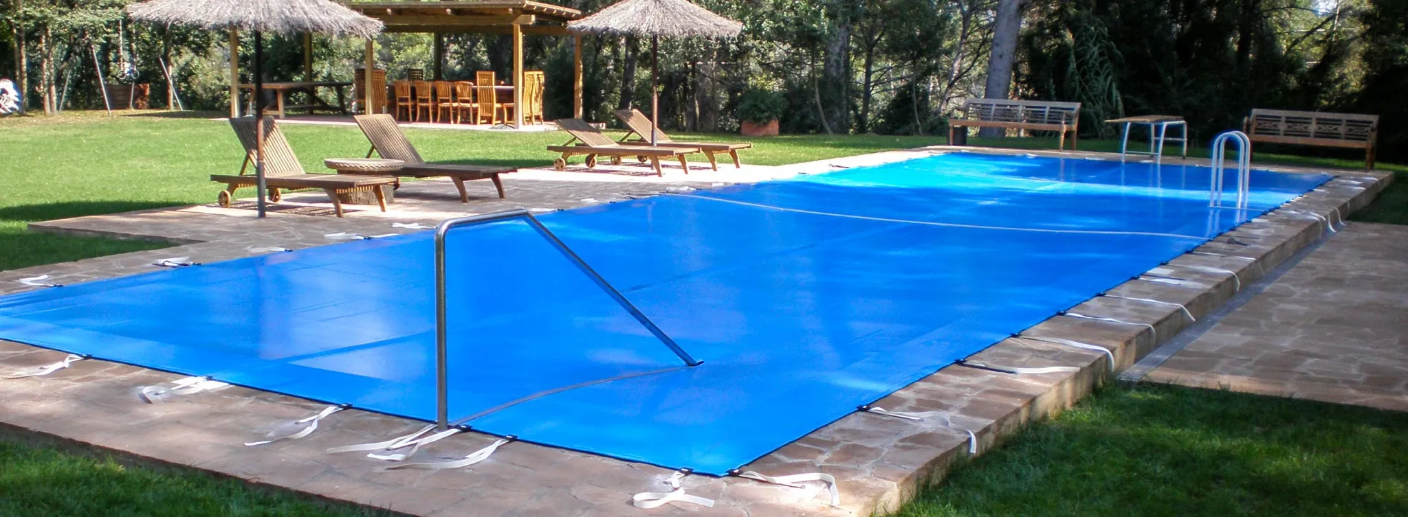Cobertor de invierno gran resistencia: Tapa la piscina, no flota sobre ella
