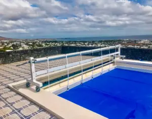 Enrollador móvil Smart IASO para cobertores de piscina · IASO