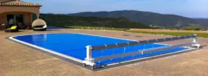 Enrollador móvil Smart IASO para cobertores de piscina · IASO